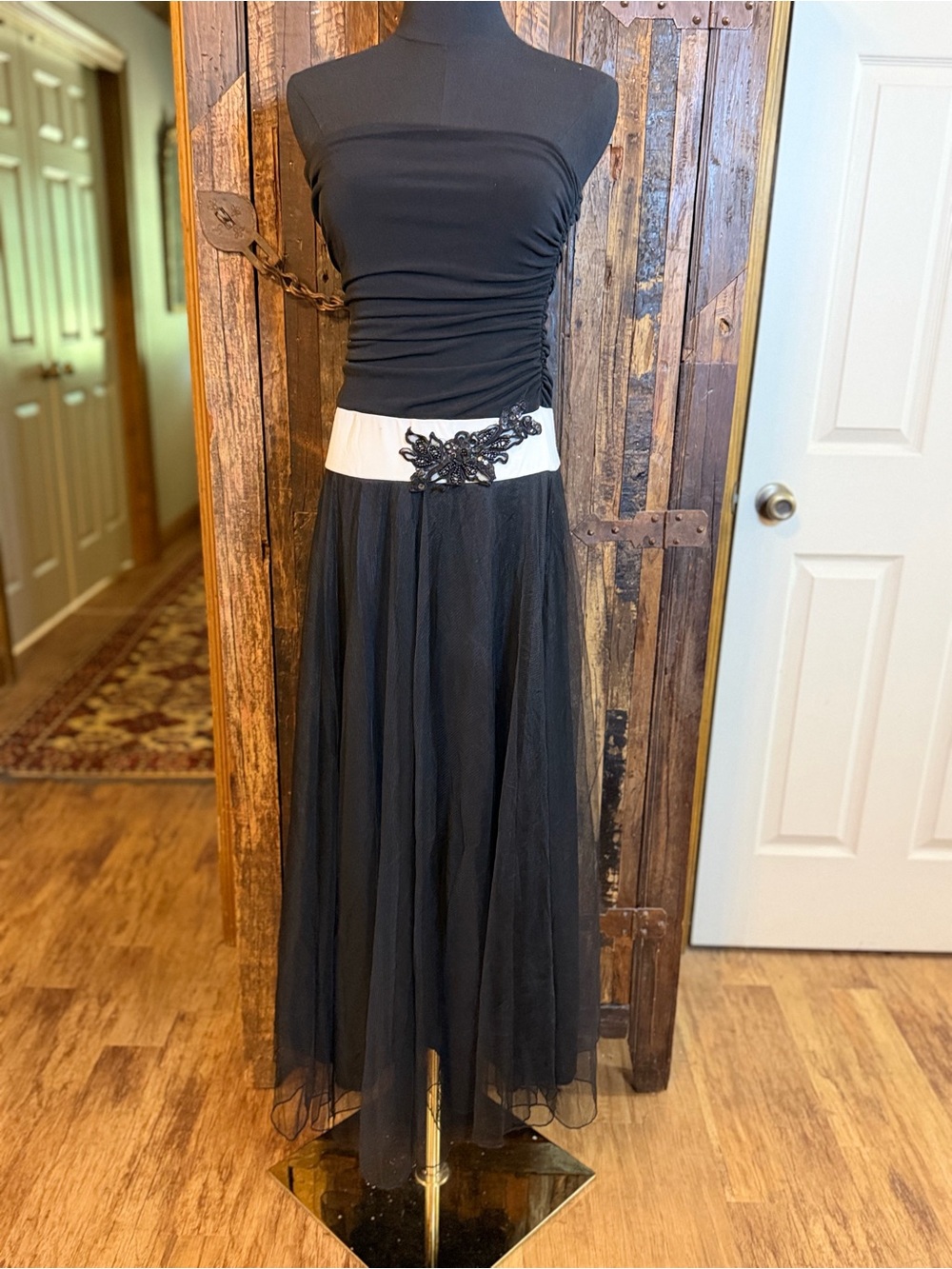 Speechless Y2K Black White Strapless Tulle Formal Dress M Beaded Sequin Party